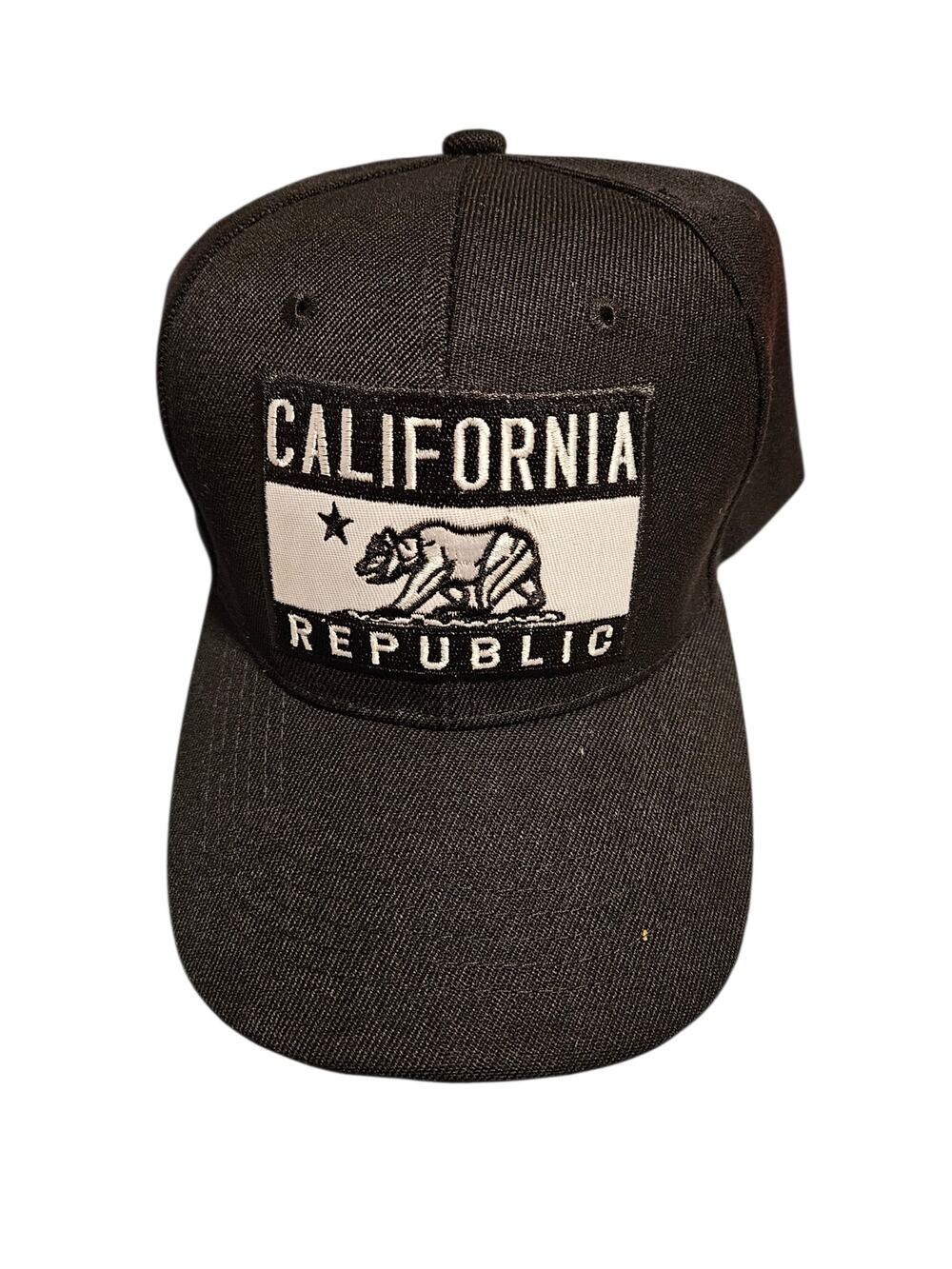 NWT California Republic snapback hat.